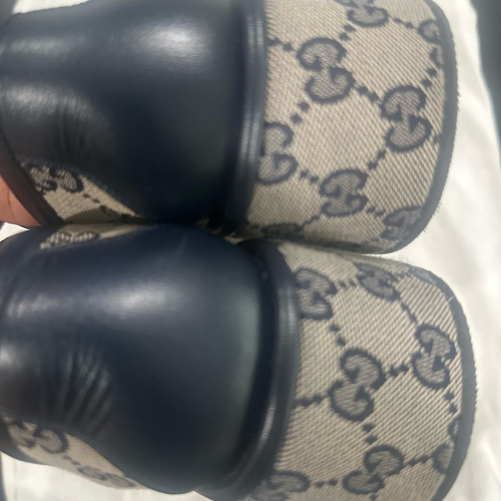 Gucci Navy and Cream Monogram Loafers with Silver Detail - Picture 4 of 7